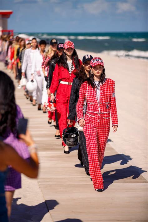 defile chanel croisiere 2022|Cruise 2022/23 Show .